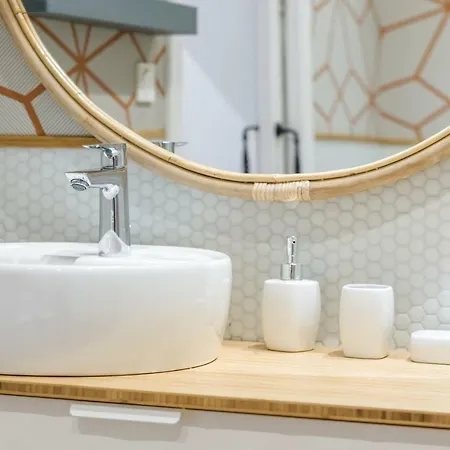 Always Easy I Alameda Сан-Себастьян